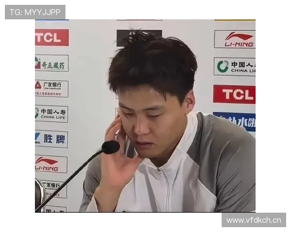 赵睿训练完直接打车去夜店？