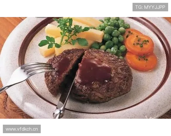 高磊家的狗都吃进口牛排了