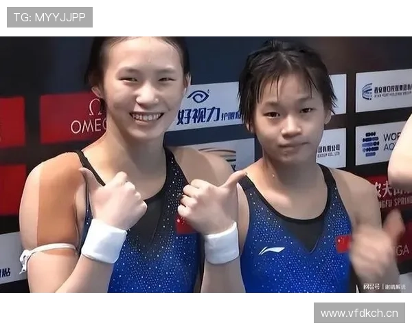 陈芋汐训练场背名牌包，队友瞬间变群众演员我笑不出来